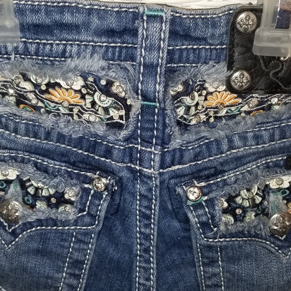 Miss Me Denim Capri jeans